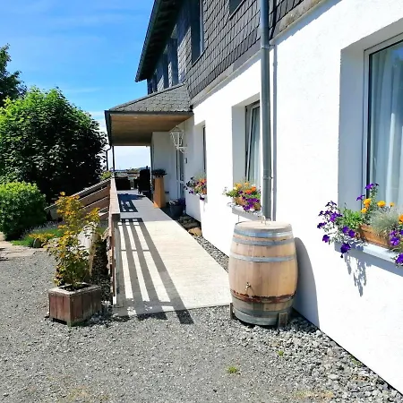 Alojamento de Acomodação e Pequeno-almoço Haus Berchstein Winterberg