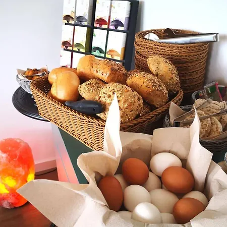 Haus Berchstein Bed & Breakfast *