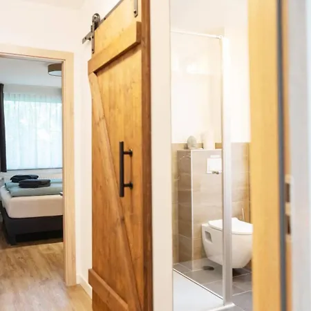 ベッド・アンド・ブレックファスト Haus Berchstein 3*