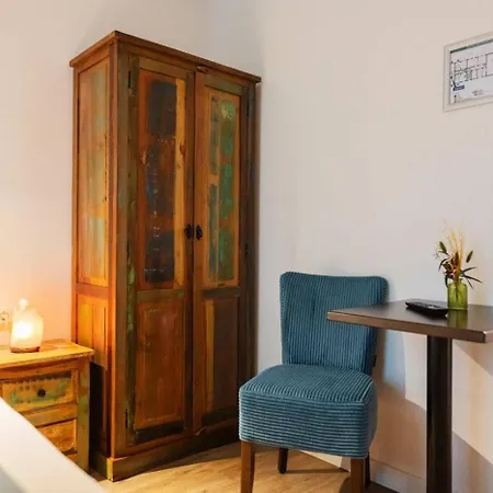 Haus Berchstein Bed & Breakfast 3*