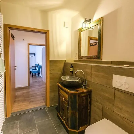 Haus Berchstein Bed & Breakfast